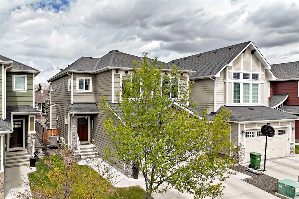 32 Westmore Place SW photo 2