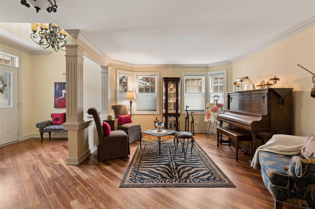 206 Paliswood Park SW photo 3