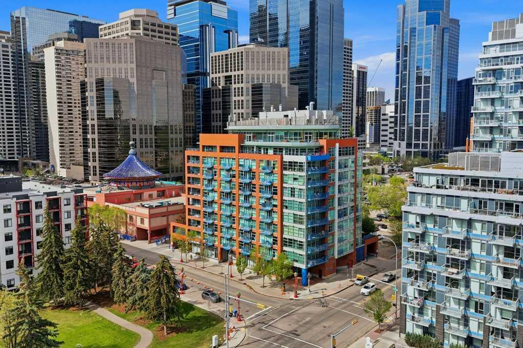 205 Riverfront Avenue SW #606