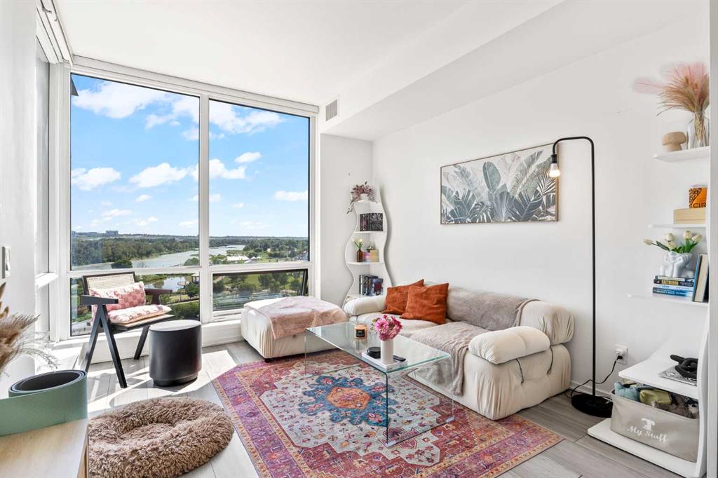 615 6 Avenue SE #808 photo 3