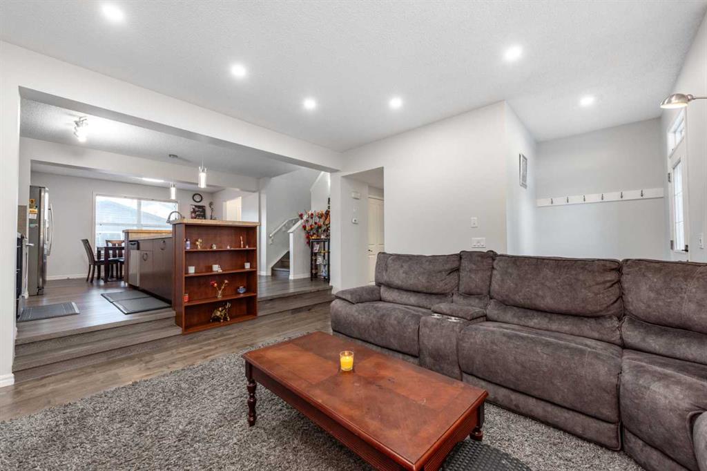 185 SKYVIEW RANCH Drive NE photo 5