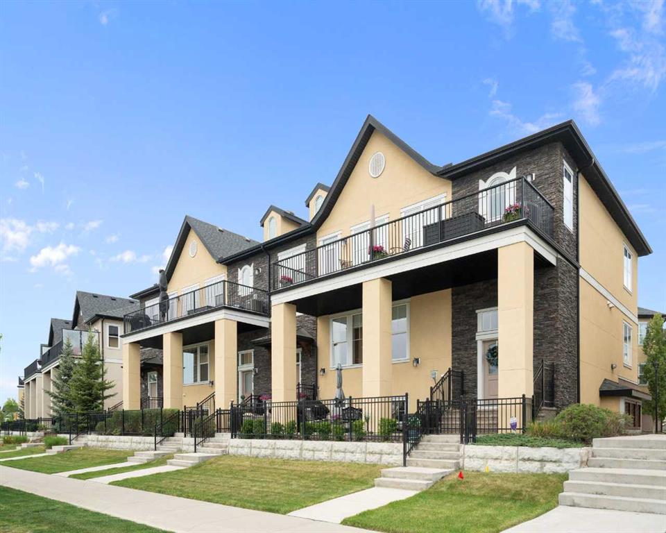 64 Cranbrook Drive SE photo 4