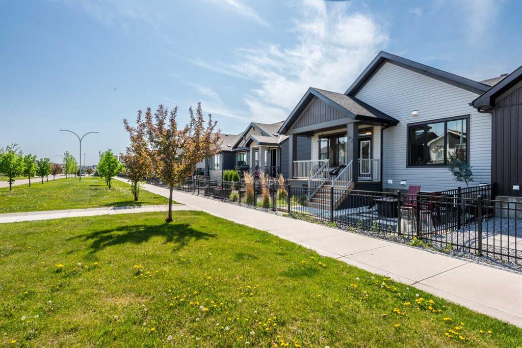 47 Walgrove Park SE photo 3