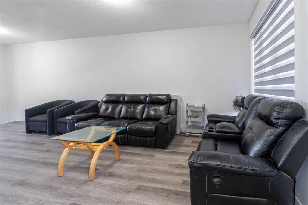 83 Cornerstone Link NE photo 3