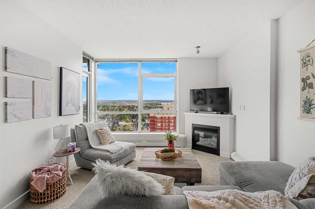 55 Spruce Place SW #1808 photo 3