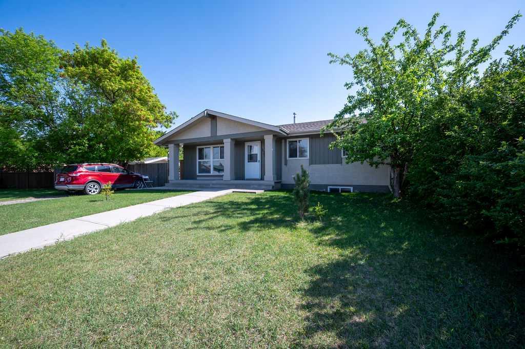 139 Maitland Road NE photo 3