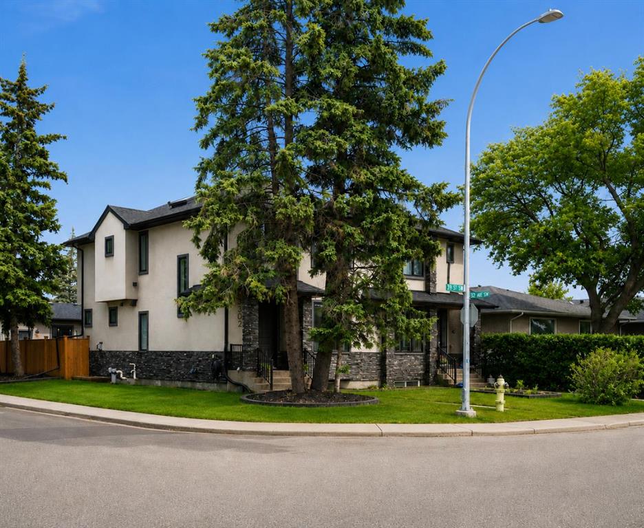 3302 39 Street SW photo 2