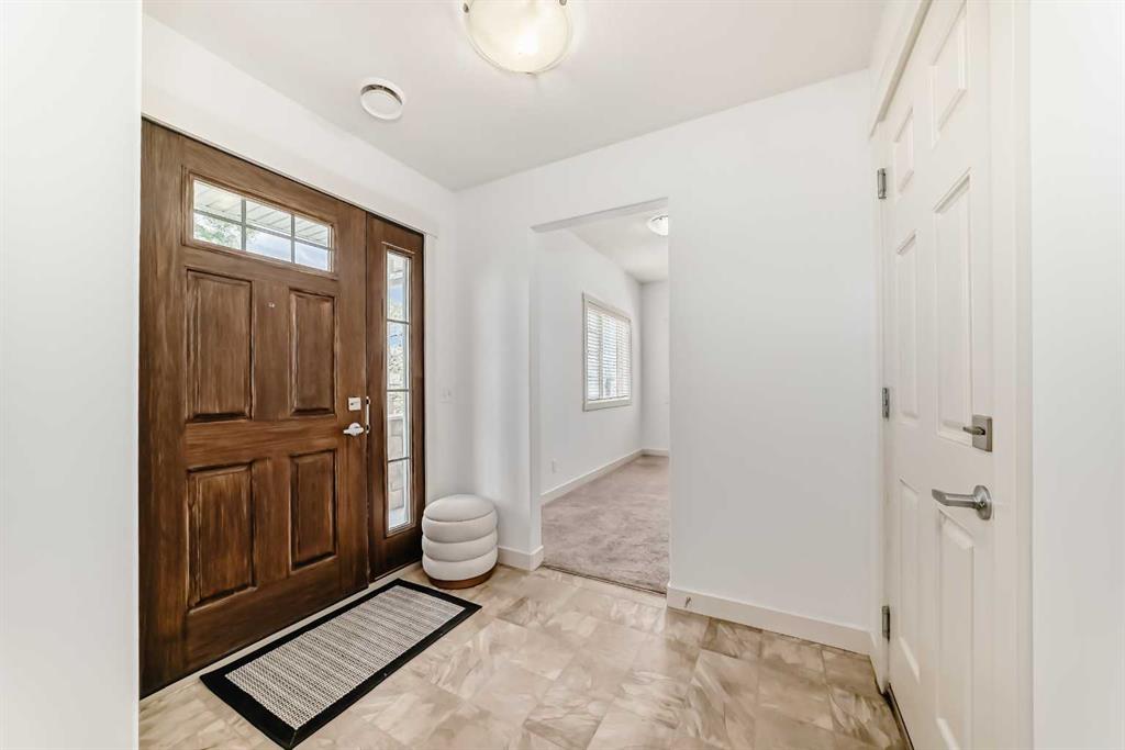310 Skyview Ranch Grove NE photo 4