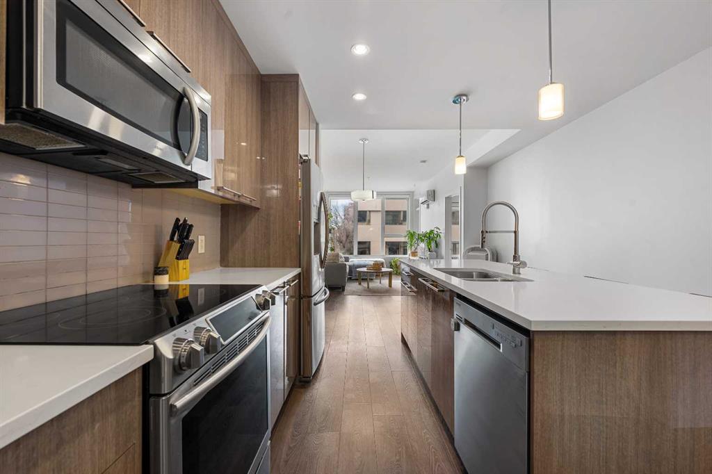 317 22 Avenue SW #307 photo 5