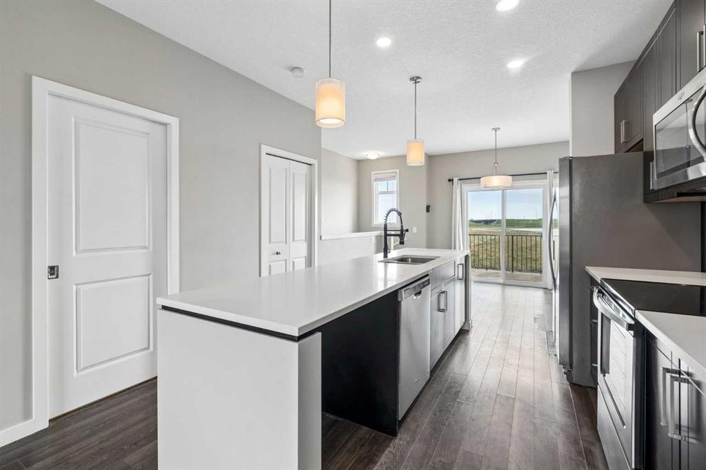 120 Copperstone Villas SE photo 4