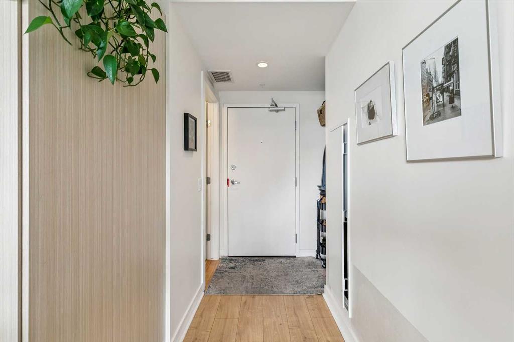10 Brentwood Common NW #1205 photo 4