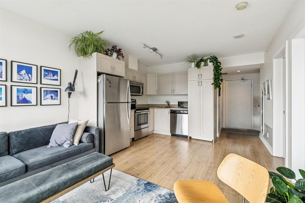 10 Brentwood Common NW #1205 photo 5