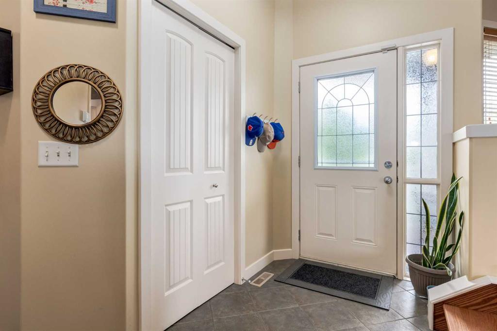 664 Luxstone Landing SW photo 3