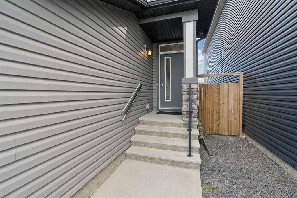 98 Seton Road SE photo 3