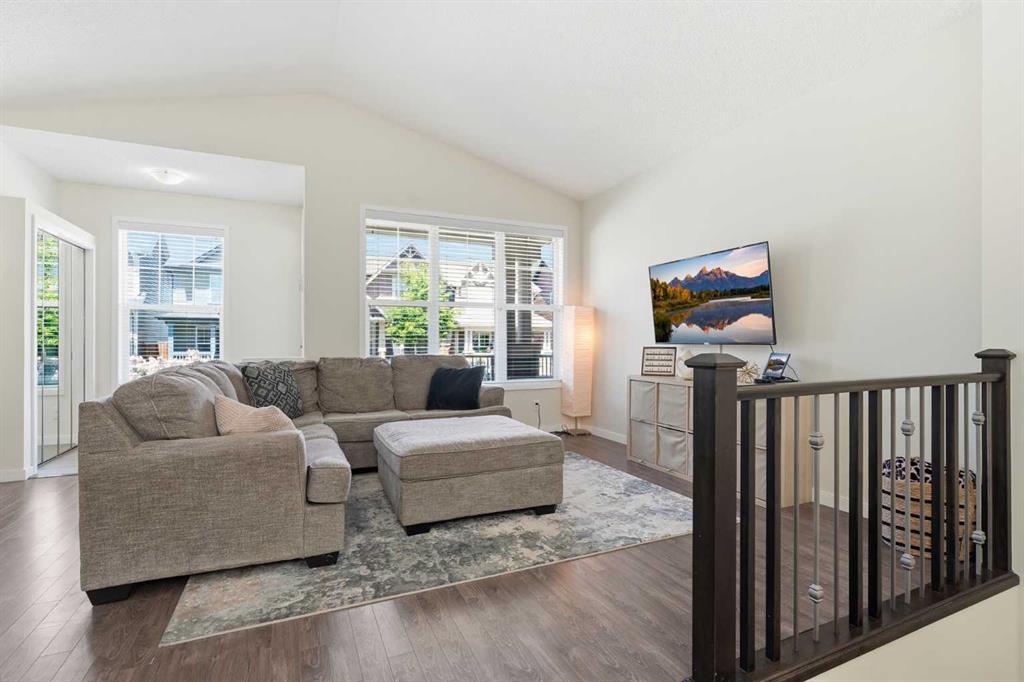 43 Auburn Bay Crescent SE photo 2
