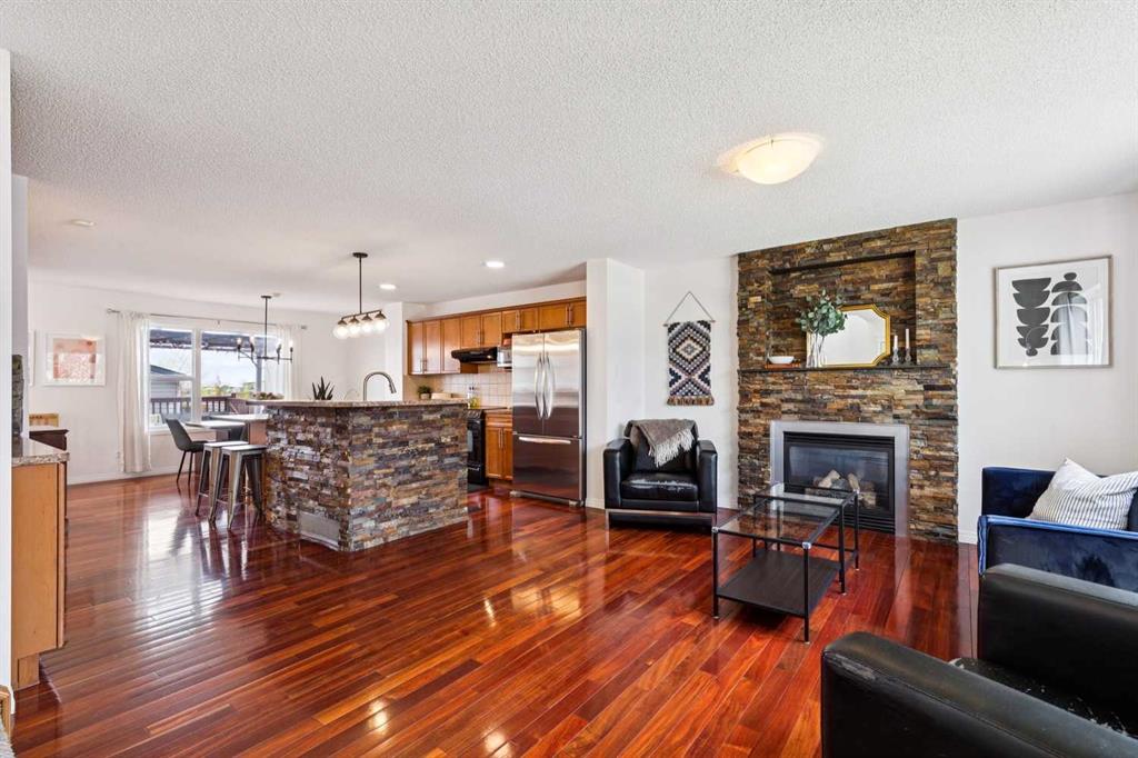 411 Silverado Drive SW photo 3