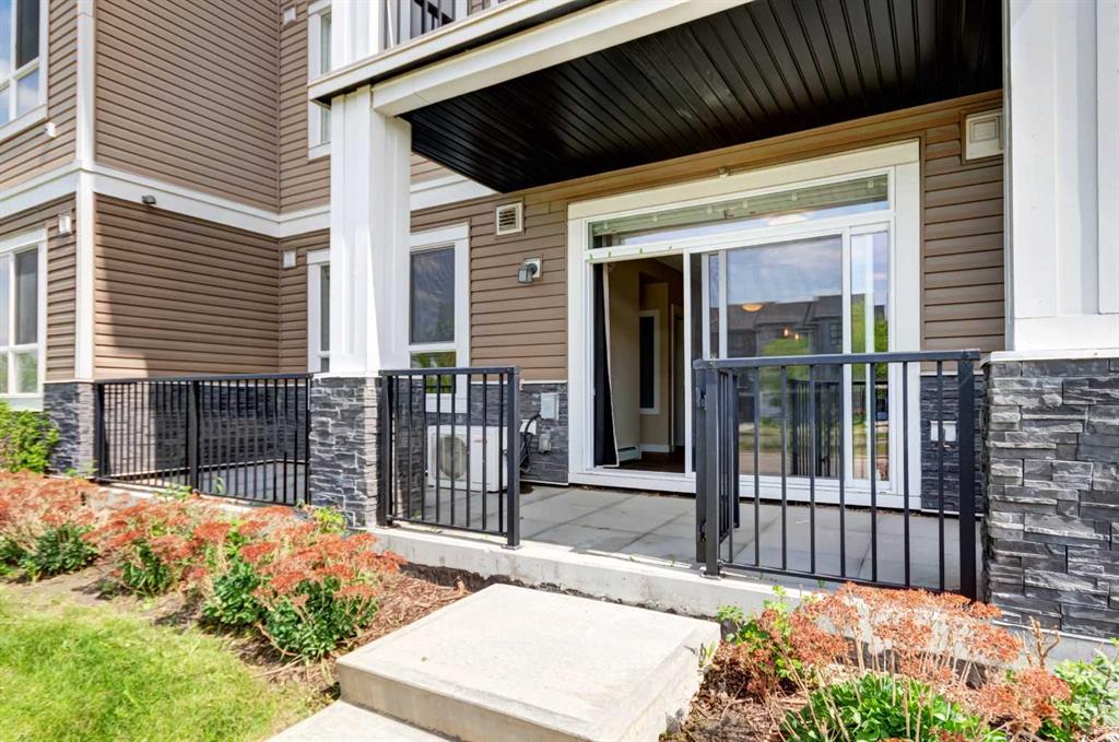 20 Walgrove Walk SE #120 photo 2