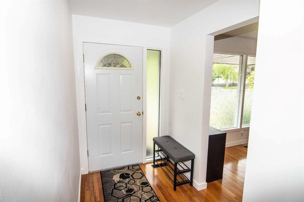 235 Avonburn Road SE photo 4