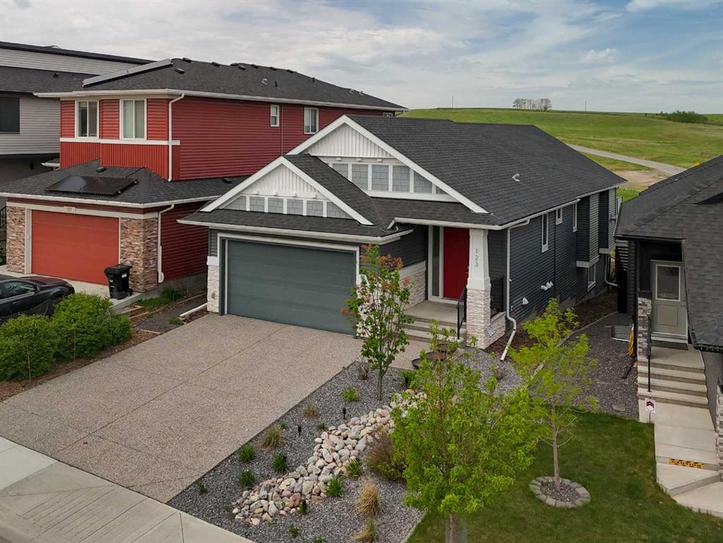 123 Crestridge Hill SW