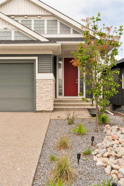 123 Crestridge Hill SW photo 3