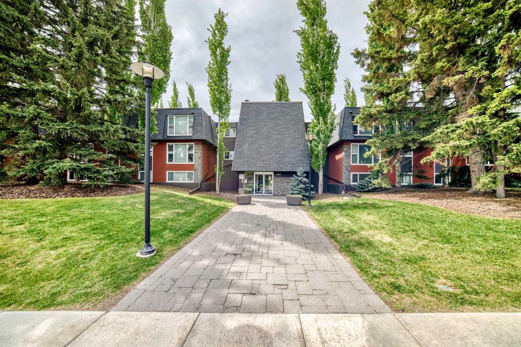 315 50 Avenue SW #112 photo 2