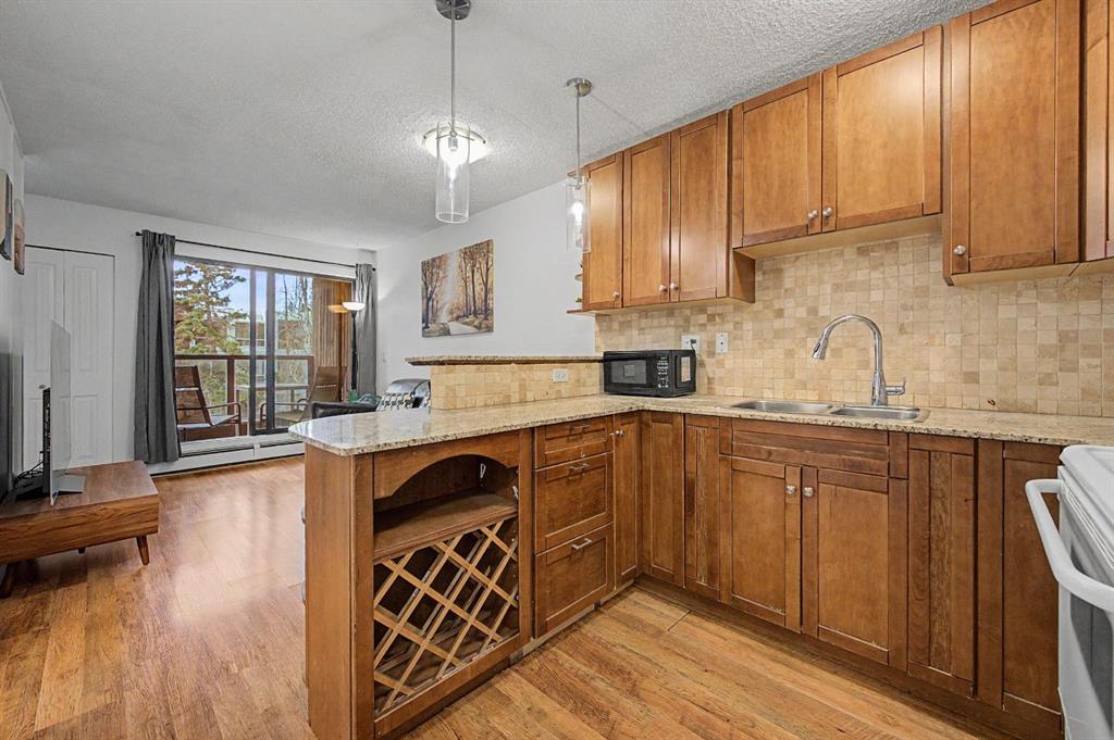 2130 17 Street SW #207 photo 3
