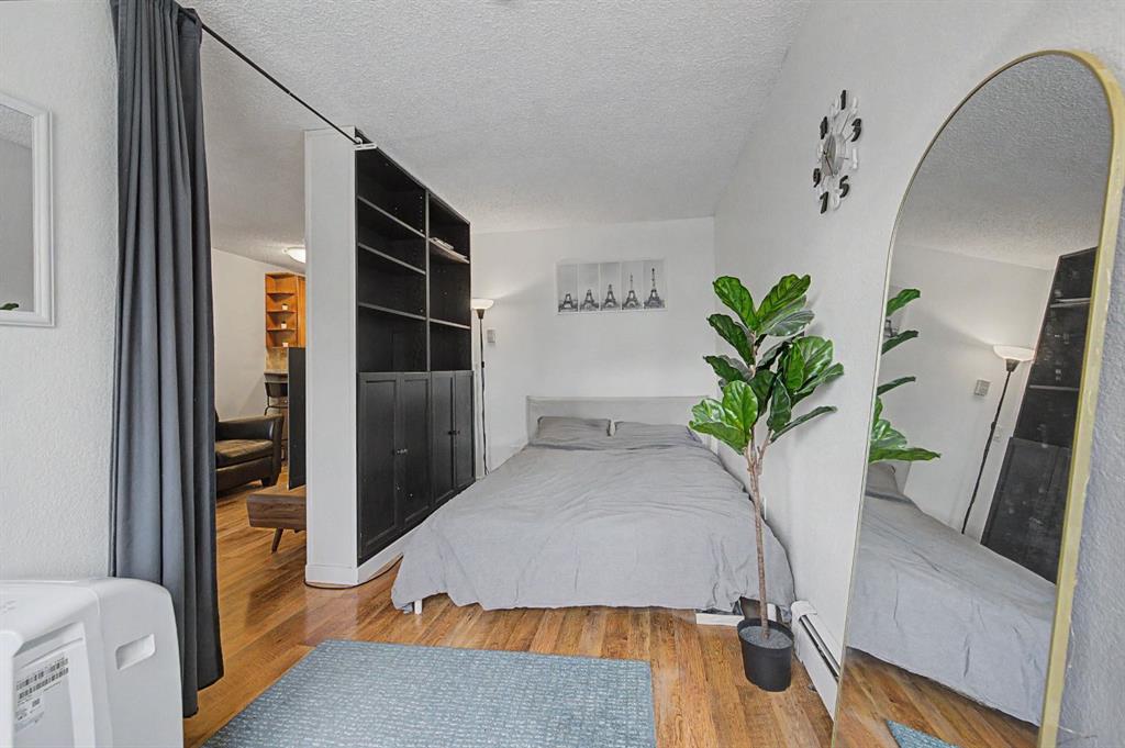 2130 17 Street SW #207 photo 5