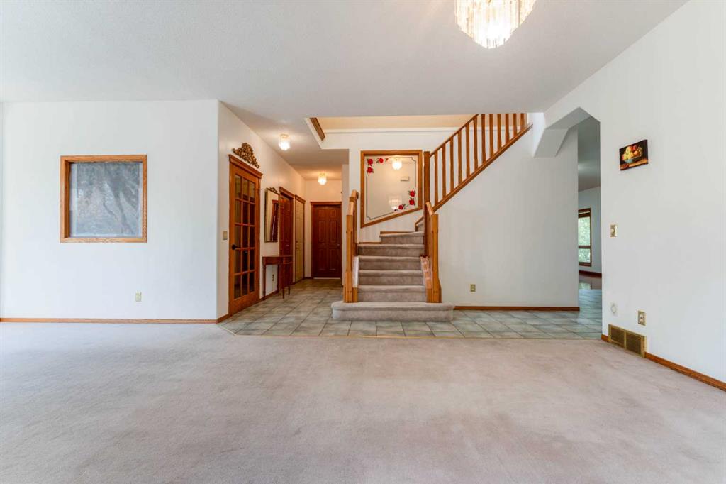 117 Evergreen Place SW photo 4