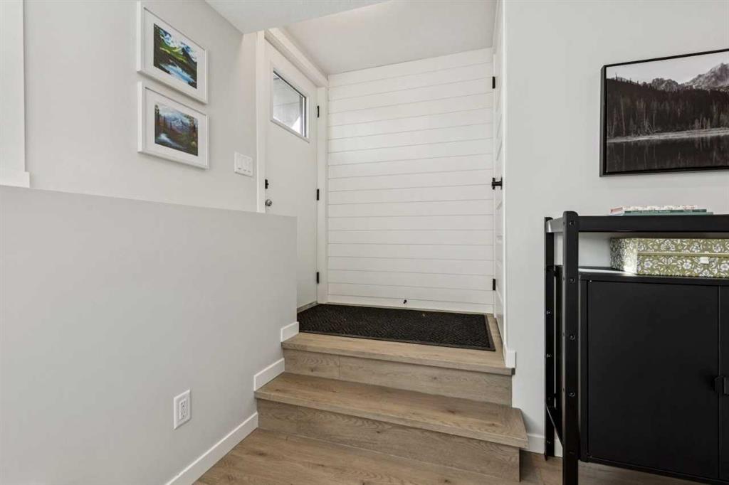 135 Mahogany Parade SE #1112 photo 3