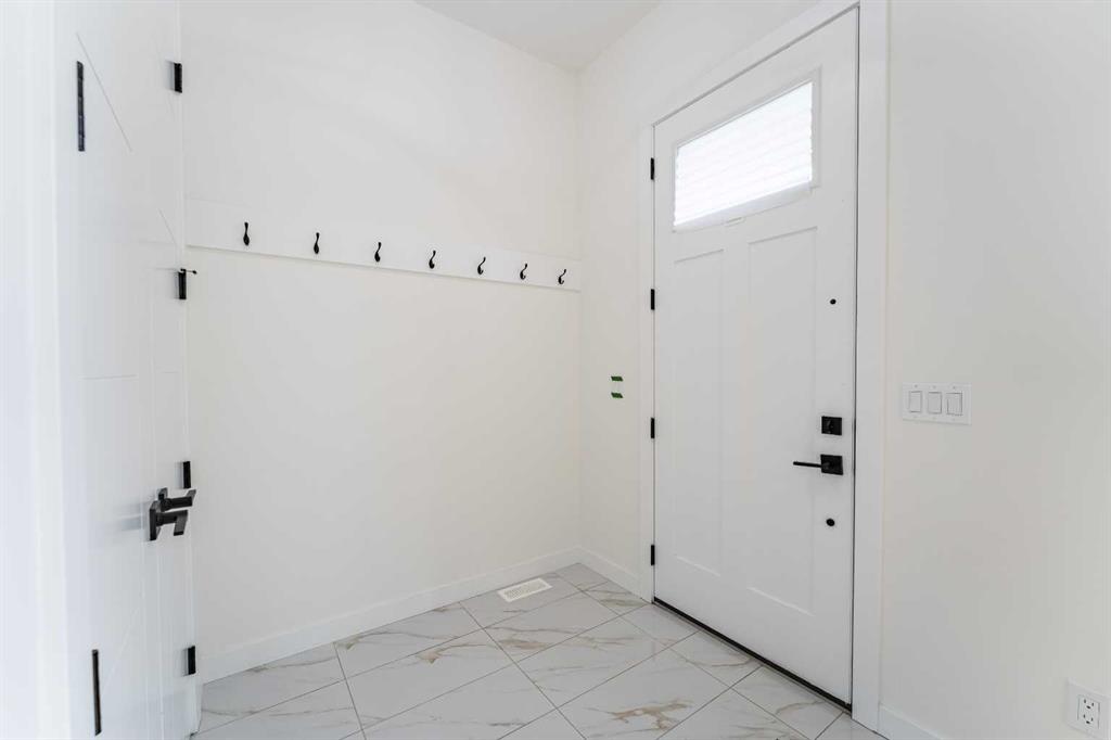 3925 74 Street NW photo 2