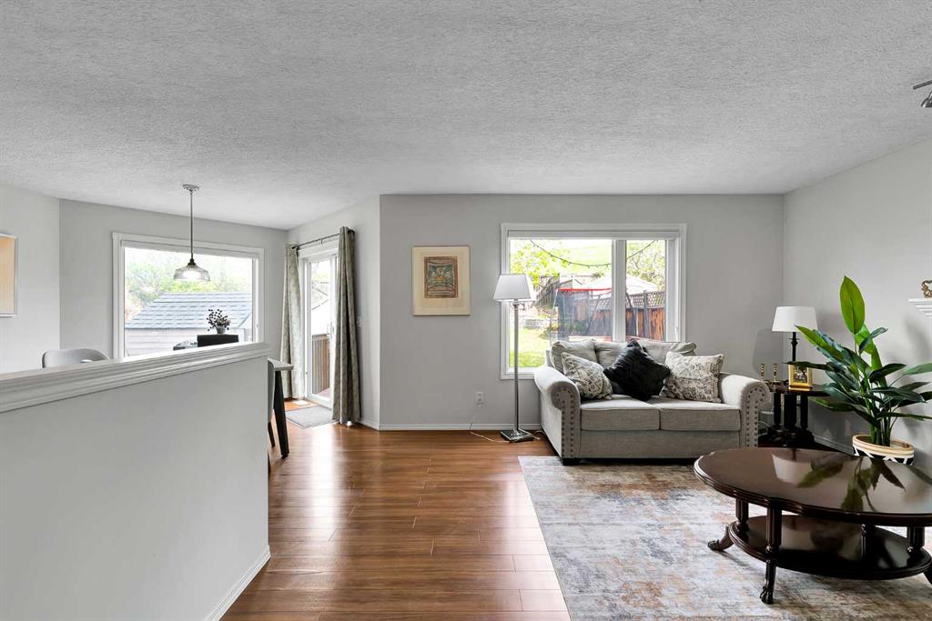 60 Arbour Crest Terrace NW photo 5