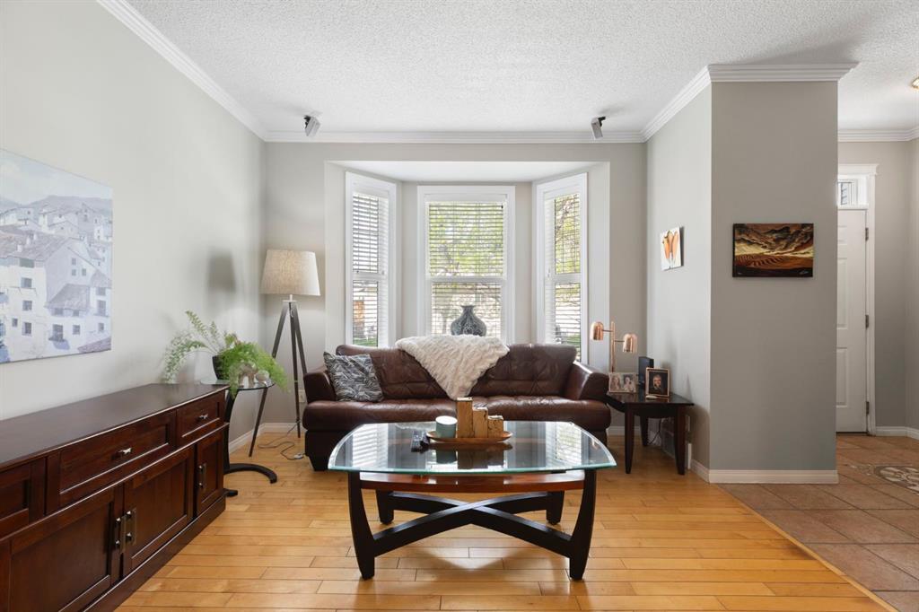 57 Prestwick Park SE photo 4