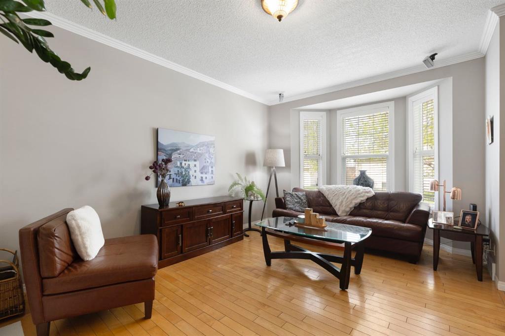 57 Prestwick Park SE photo 5