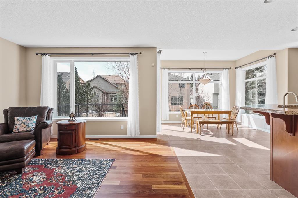 430 Discovery Ridge Boulevard SW photo 4