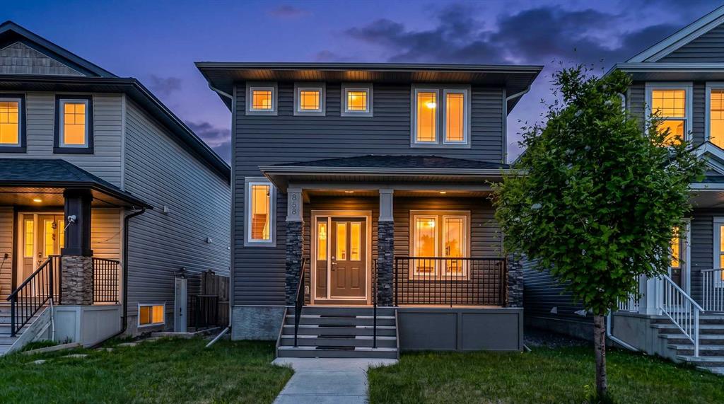 858 Evanston Drive NW