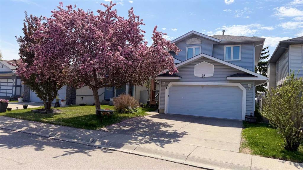 49 Applewood Court SE
