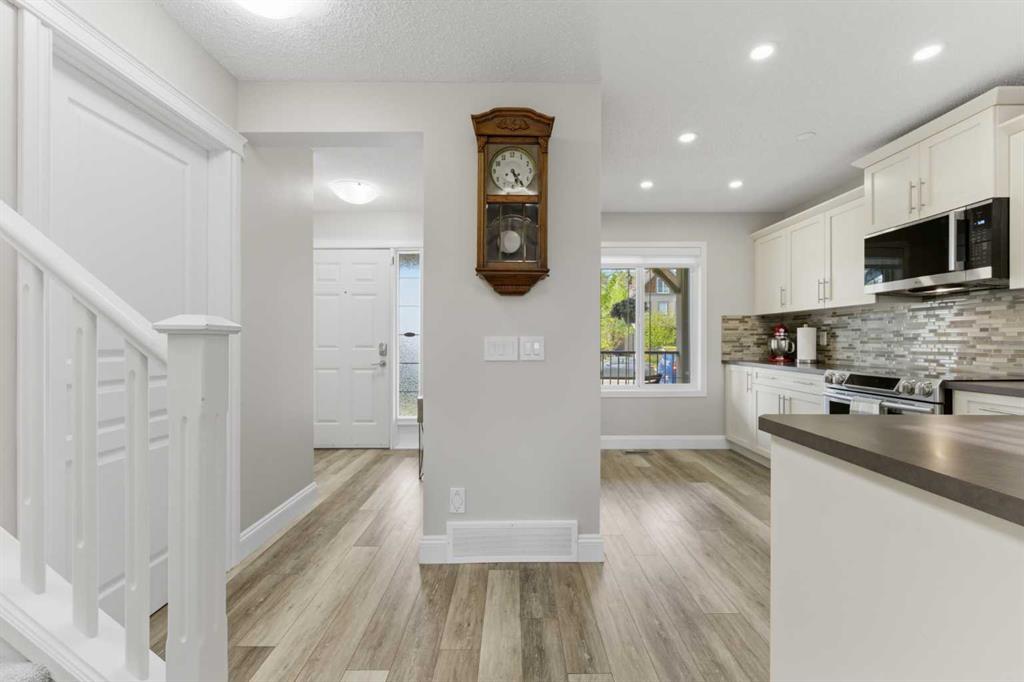 394 Copperpond Boulevard SE photo 4