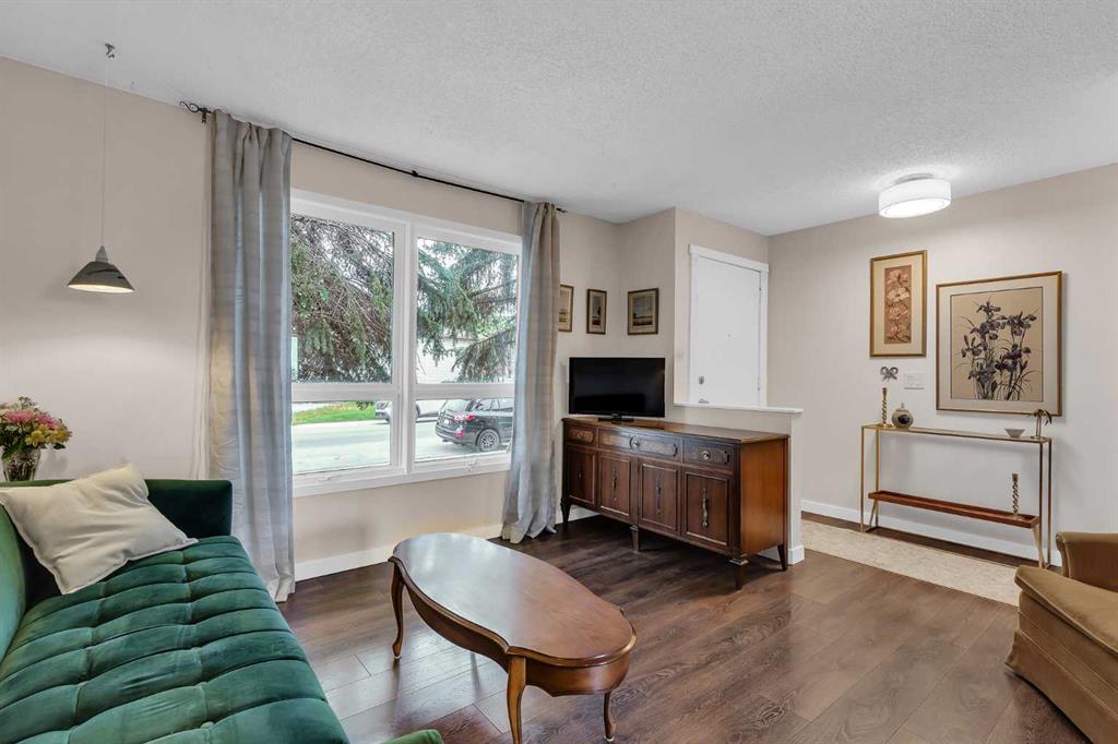 54 Bermondsey Road NW photo 4