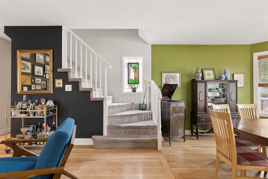 2235 27 Street SW photo 5