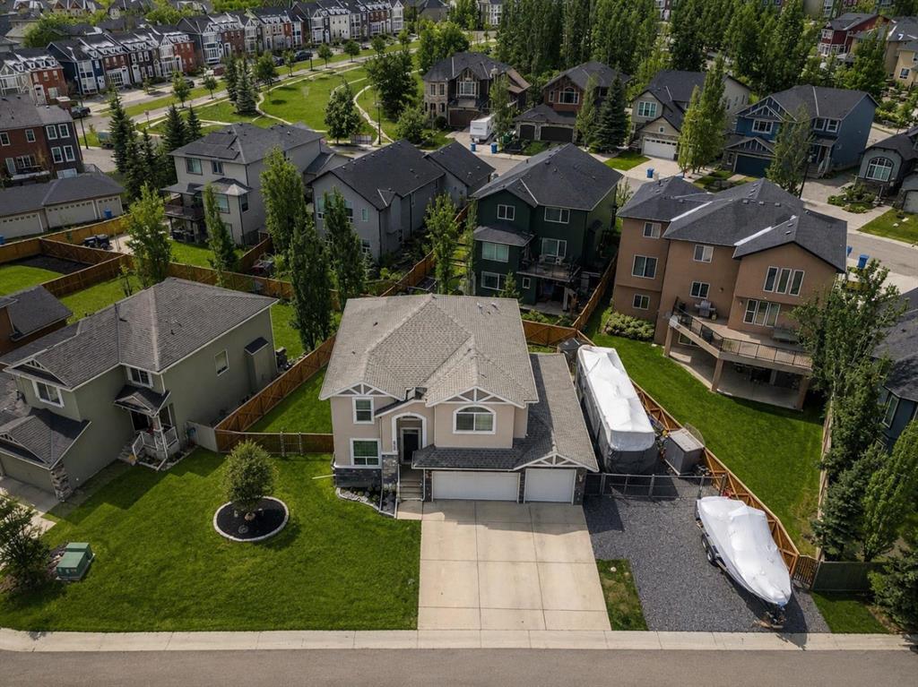 184 Magenta Crescent