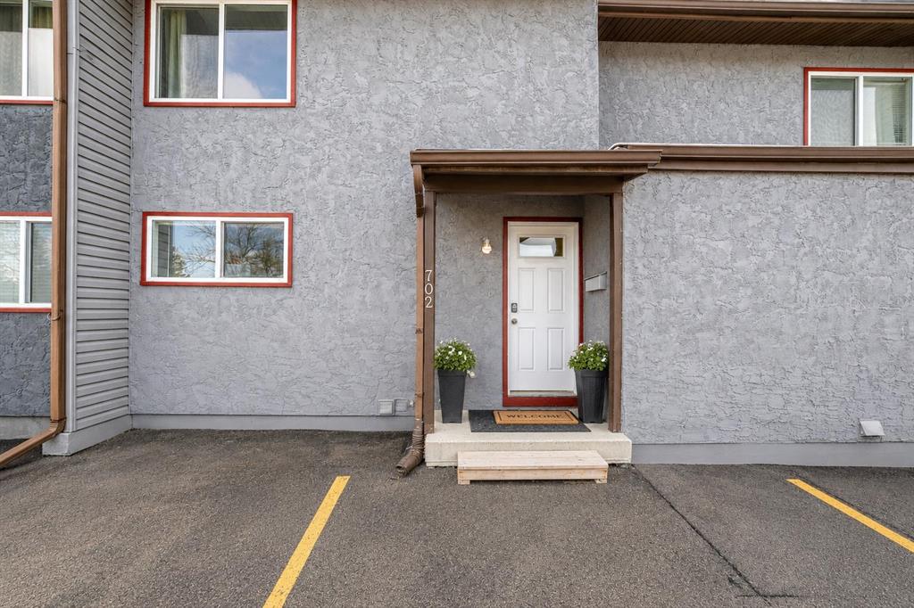 9930 Bonaventure Drive SE #702