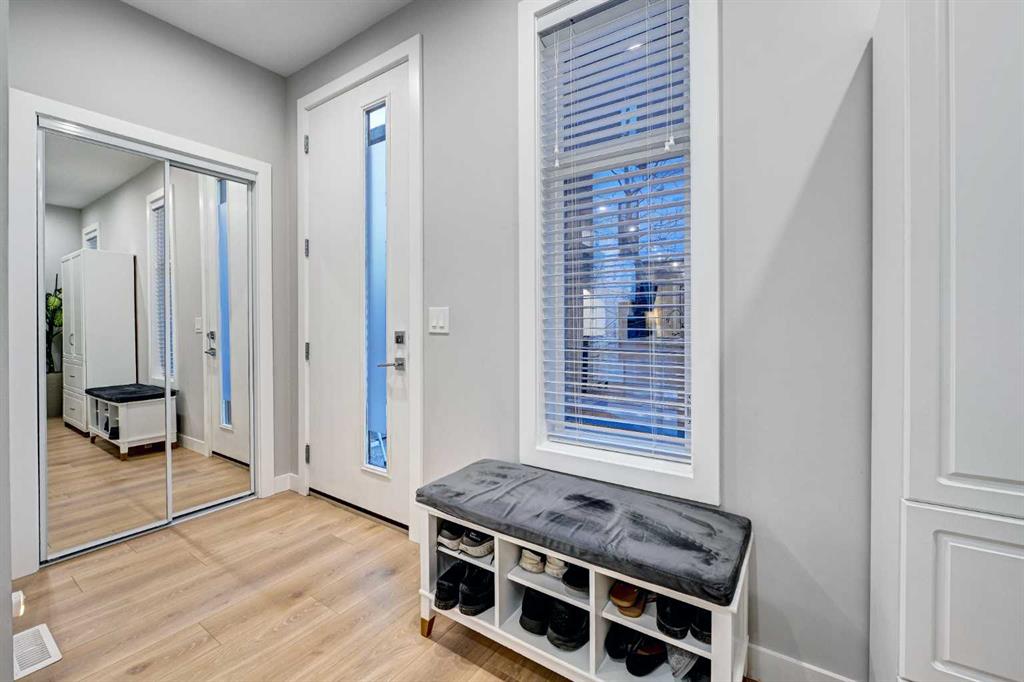 830 78 Street SW #205 photo 2