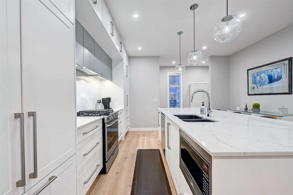 830 78 Street SW #205 photo 5
