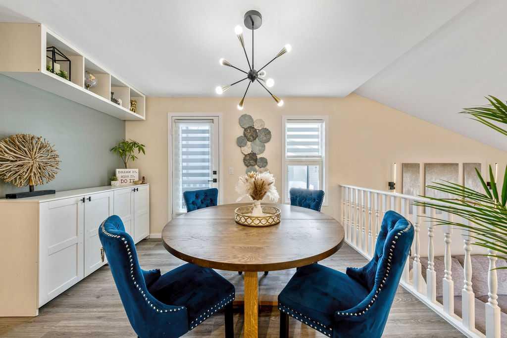 5 Shawglen Court SW photo 4
