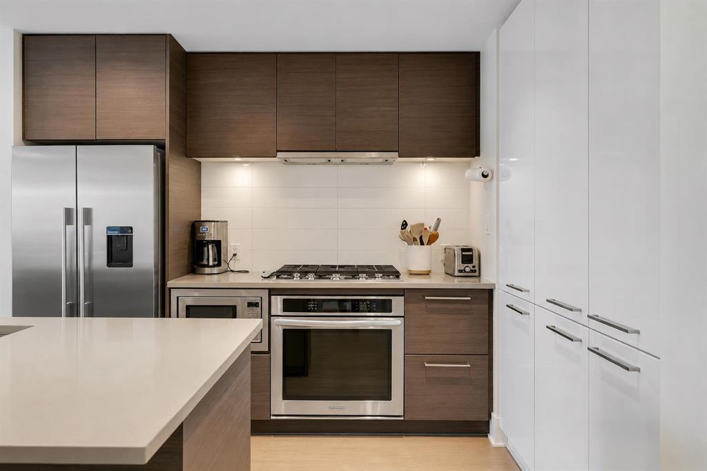38 9 Street NE #412 photo 3