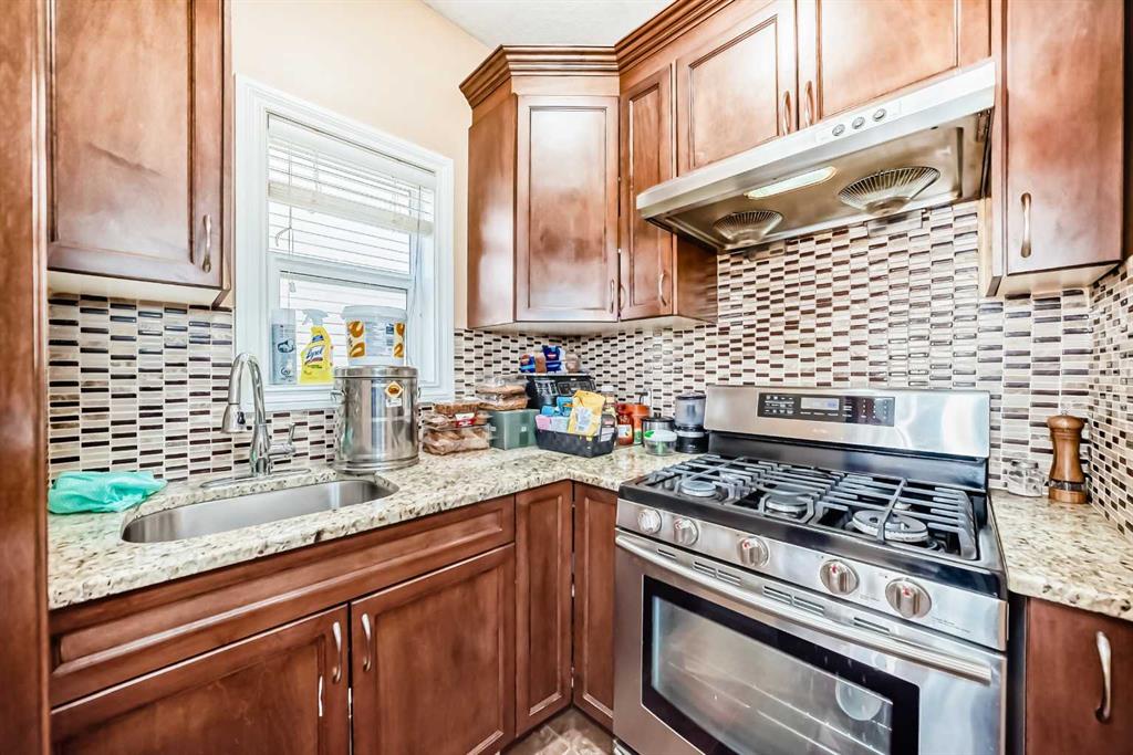 117 Saddlelake Grove NE photo 5