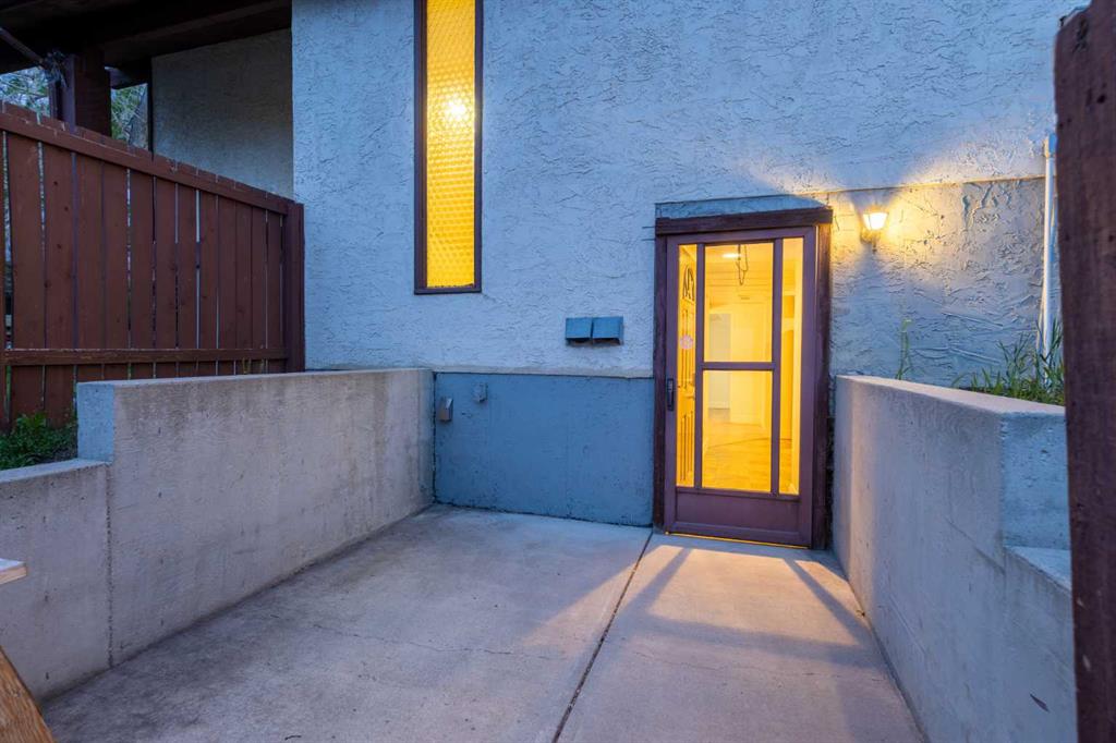 1132 Berkley Drive NW photo 5