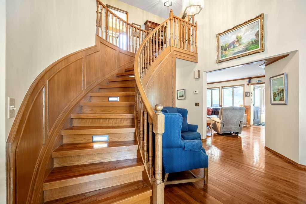 133 Signal Hill Circle SW photo 3