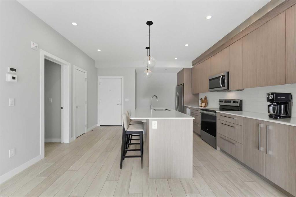 60 Skyview Ranch Road NE #2301 photo 3