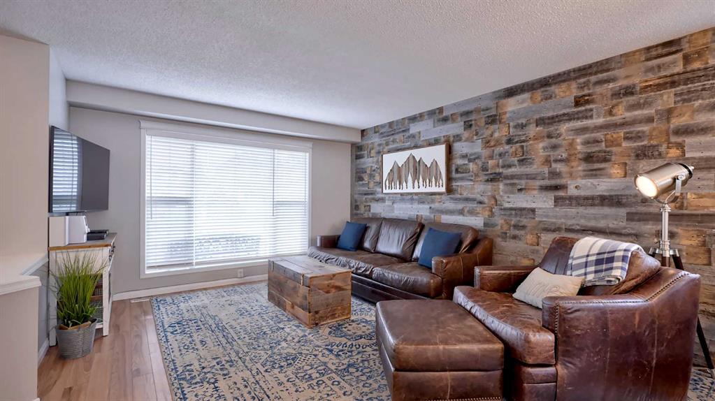 20 Tuscany Valley Park NW photo 3
